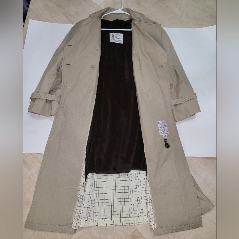 Vintage London Fog Classic Lined Trench Coat - Picture 6 of 9
